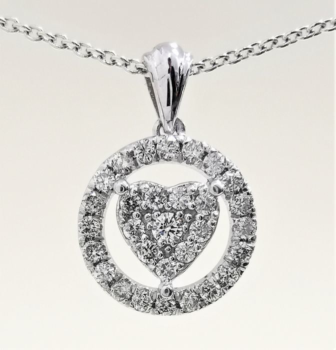 NP050F-GVS1SI1WG: White Gold 14K Diamond Round Brilliant F-G VS1-SI1