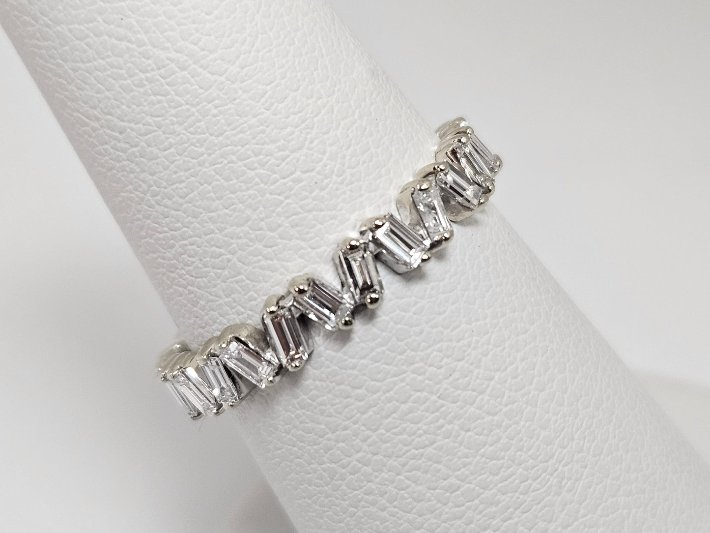 Off Set Bagg Eternity Band 14kwg 1.30cttw G/VS Sz7