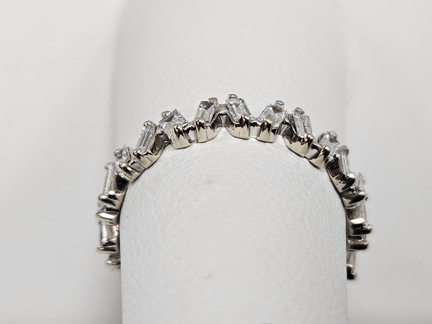 Off Set Bagg Eternity Band 14kwg 1.30cttw G/VS Sz7