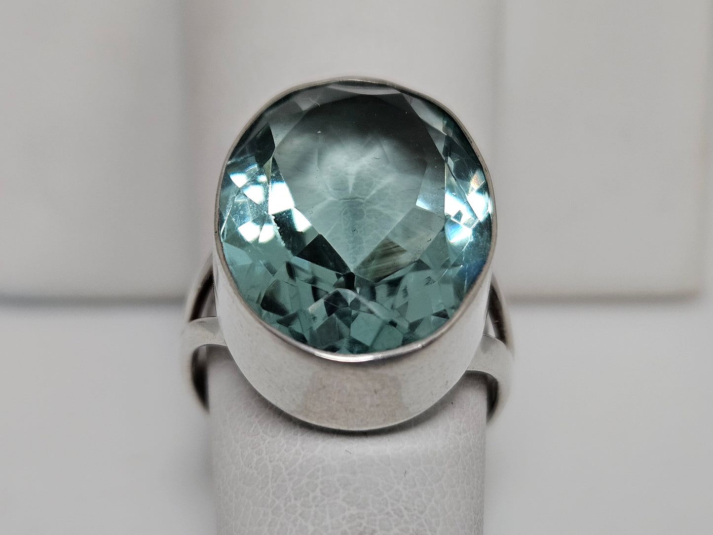 Sterling Silver OV Natural Apatite Ring Sz4.5