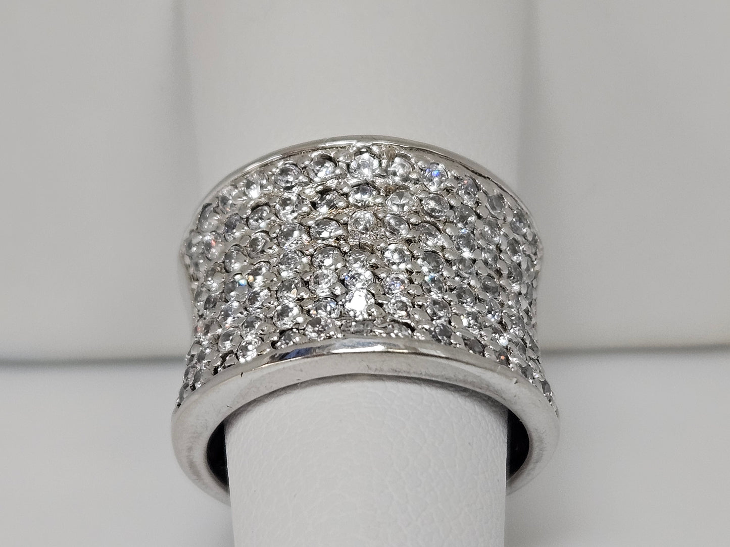 Sterling Silver Cluster Design Ring Sz6.5