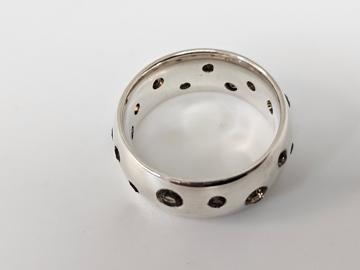 Sterling Silver 8MM wide Band W/Fancy color Topaz