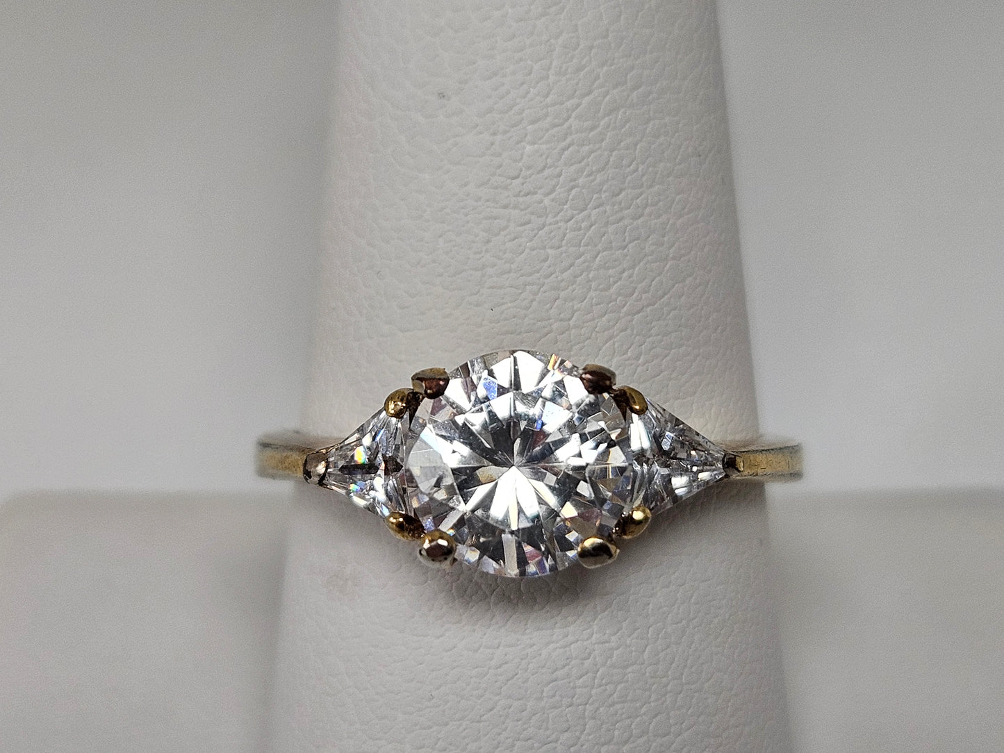 Sterling Silver CZ 3 Stone Ring Sz9