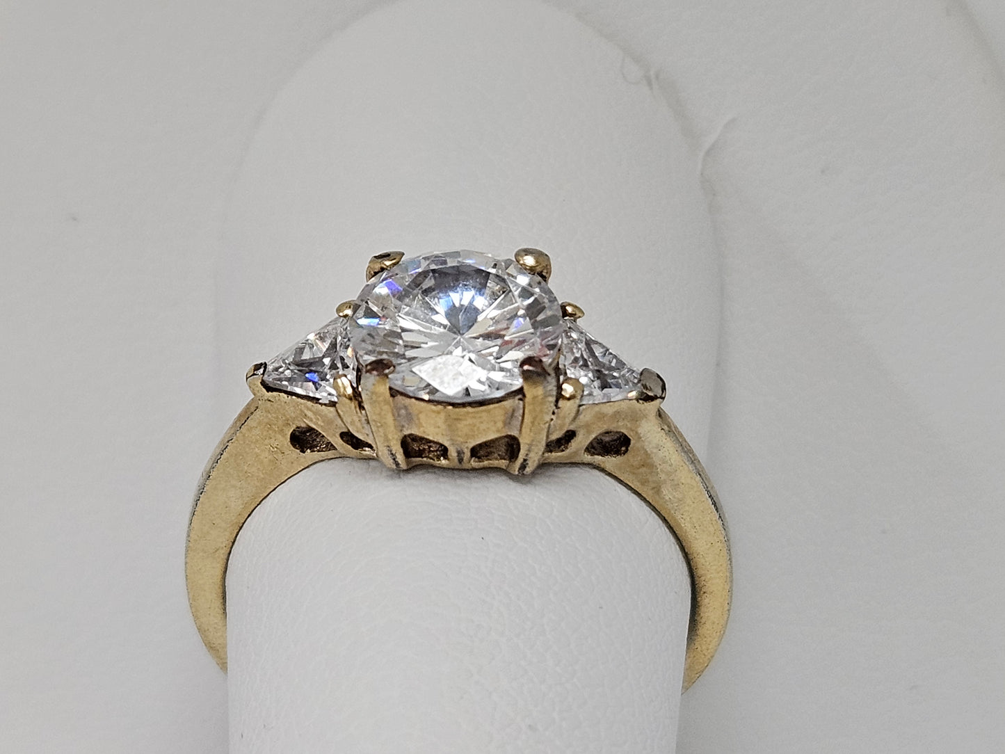 Sterling Silver CZ 3 Stone Ring Sz9