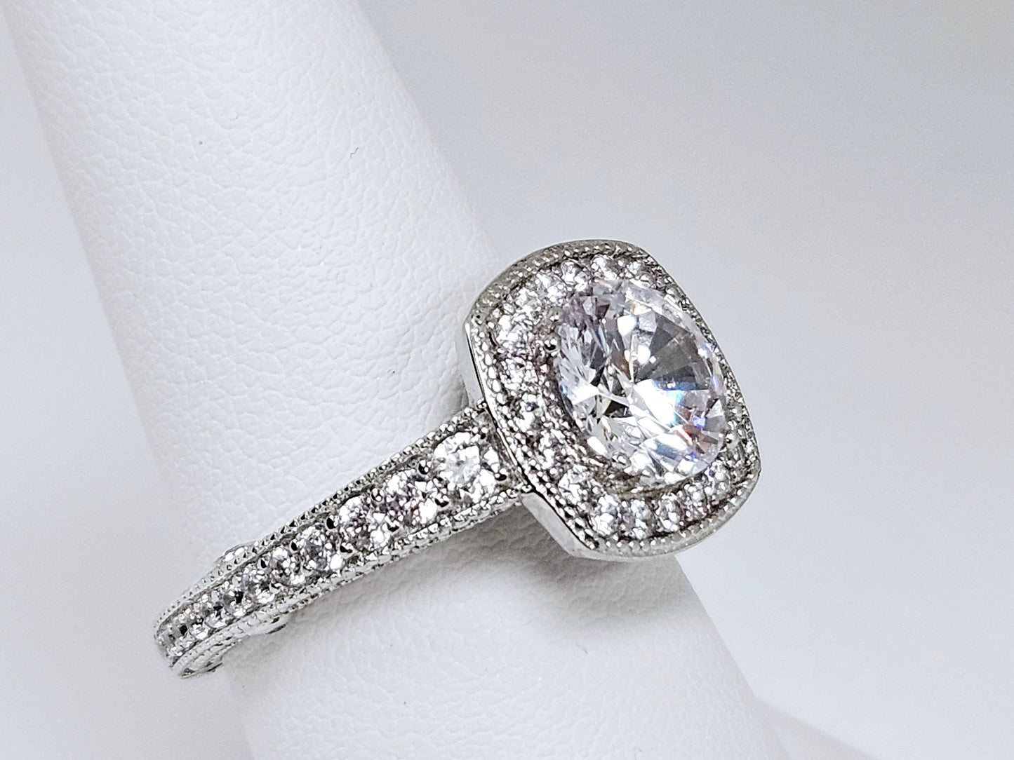 SS CZ Solitaire Halo Round Ctr Sz7.25