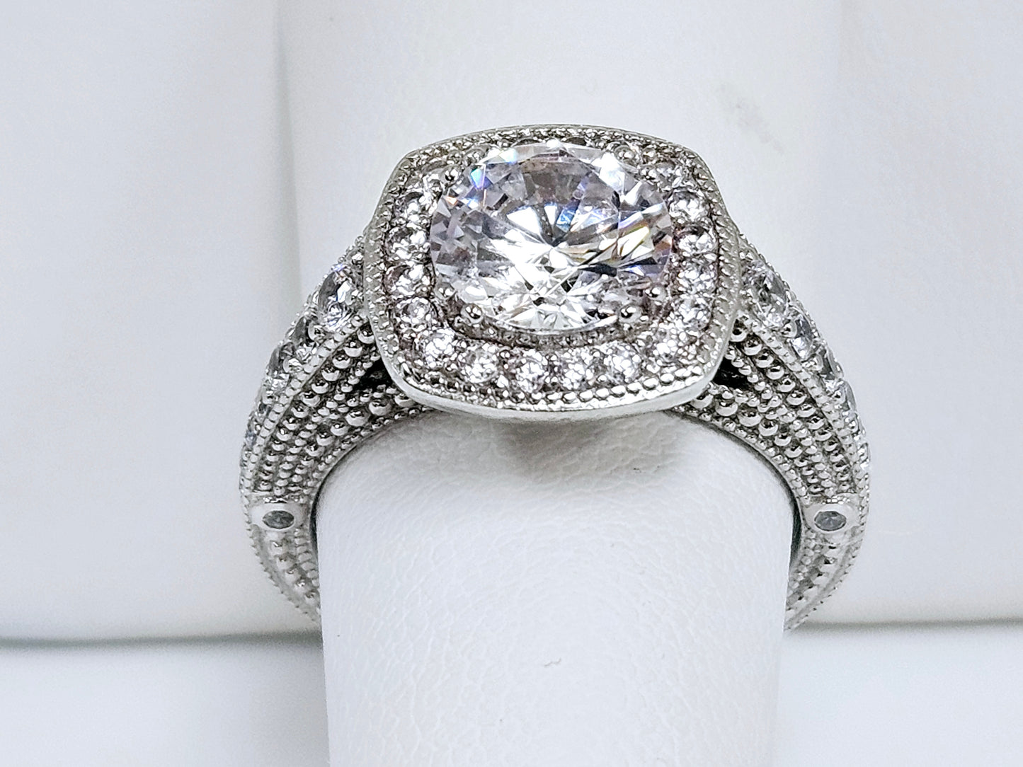 SS CZ Solitaire Halo Round Ctr Sz7.25