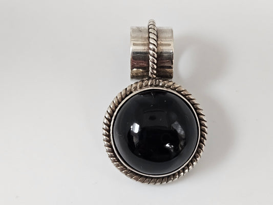 BLACK ONYX SS PENDANT