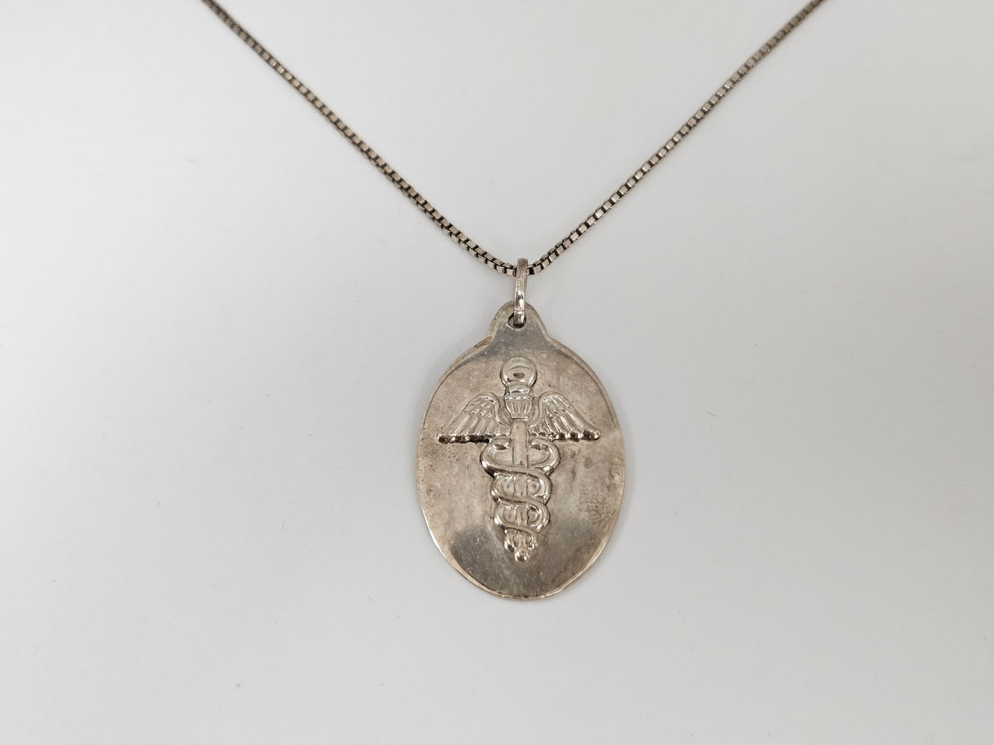 17" SS BOX CHAIN 1MM medic pendent