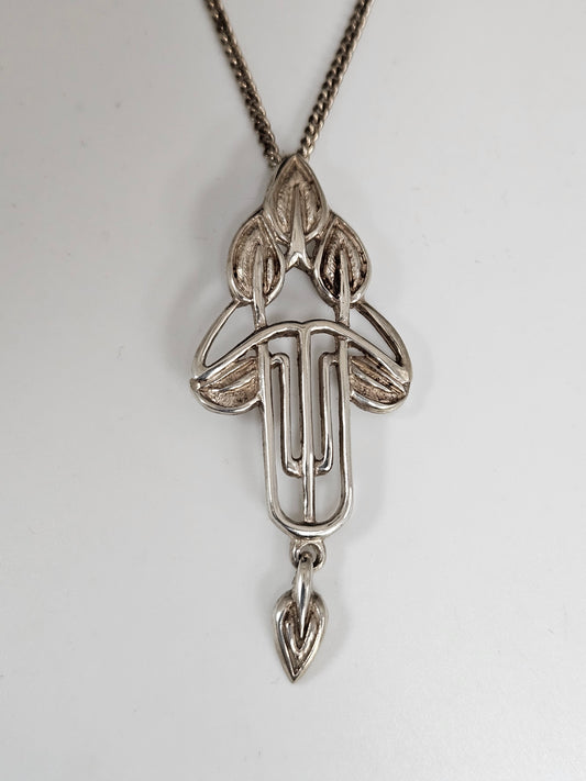 SS Hobbit Pendant with Cable chain
