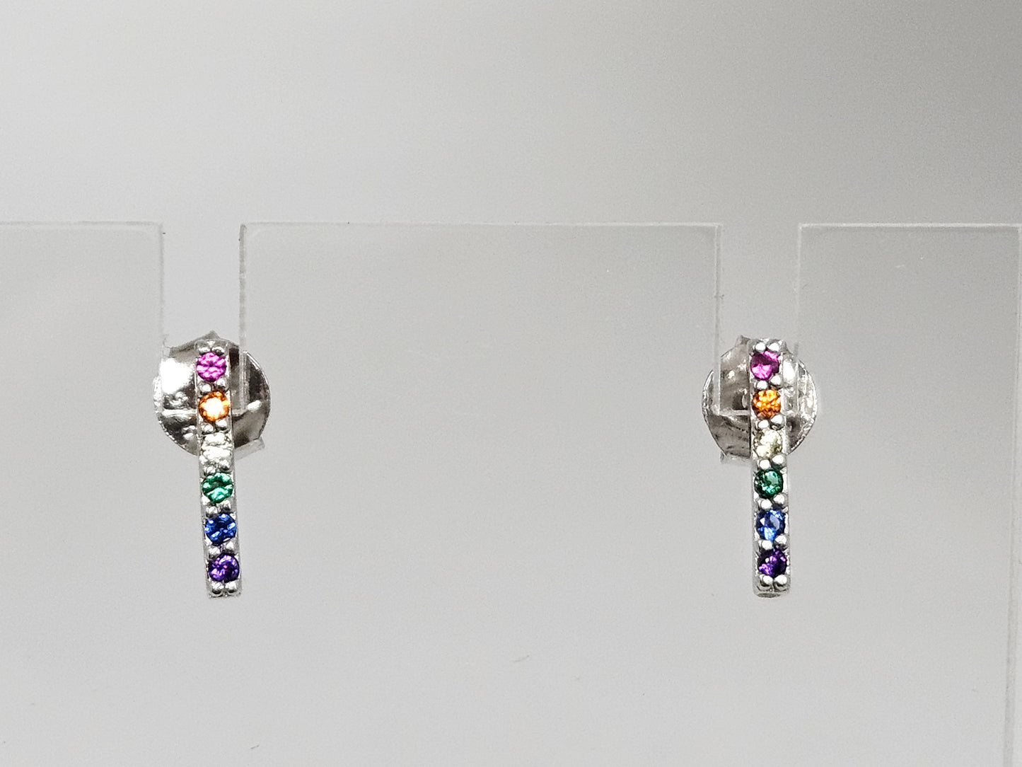 SS Rainbow Bar Stud Ear CZ & Clutch