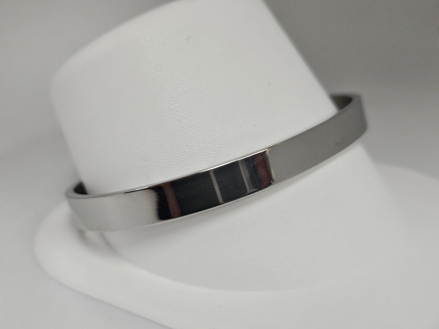 ST ST BANGLE ENGRAVED "Nothing Can Stop You"