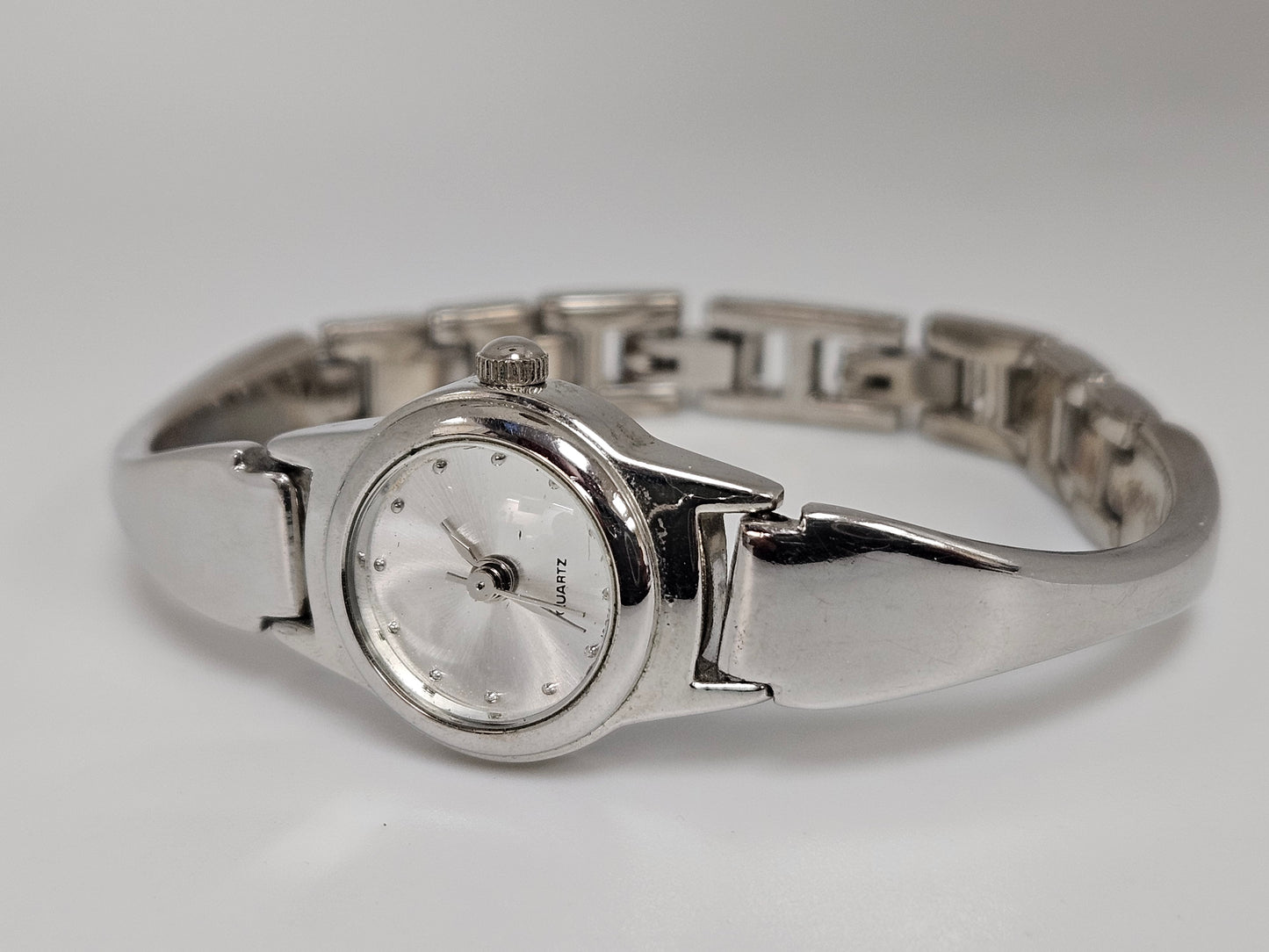 Ladies Round Face Watch link bracelet