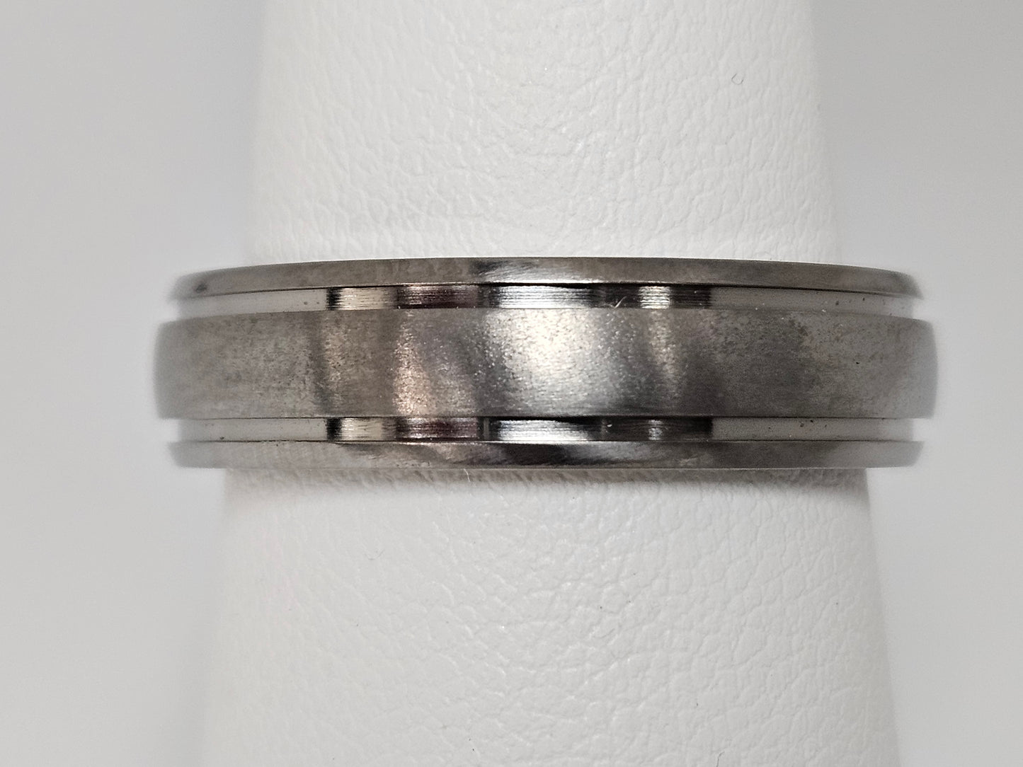 Men's Titanium Band Sz10