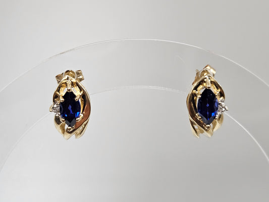 MQ Lab Saph Half Earrings 10kt YG