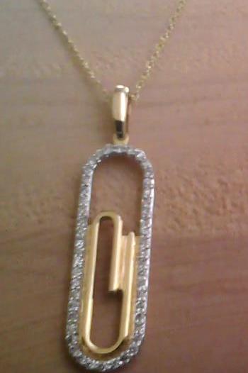 PAPERCLIP PEND/CHAIN .20CTTW  14KTYG