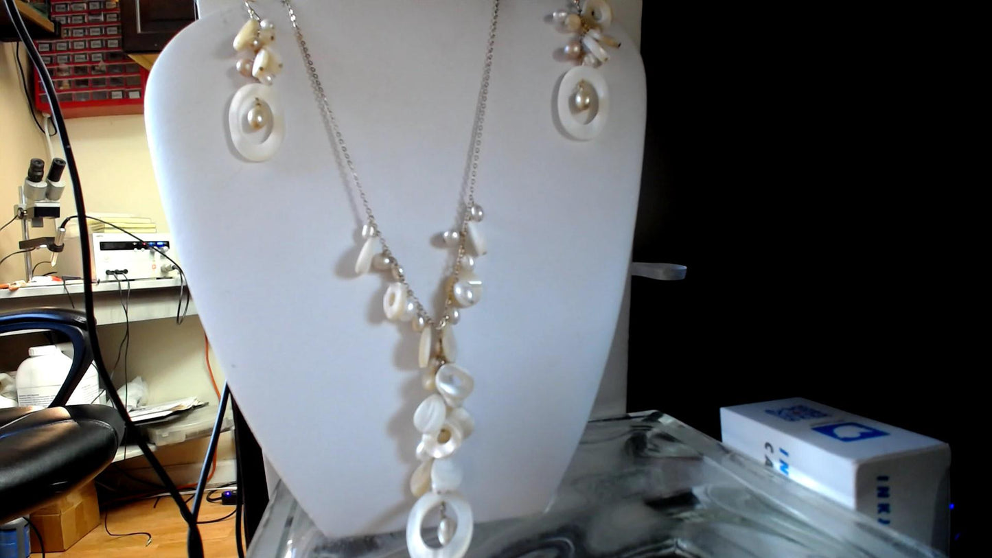 GOLDFILLED  PEARLS   NECKLACE