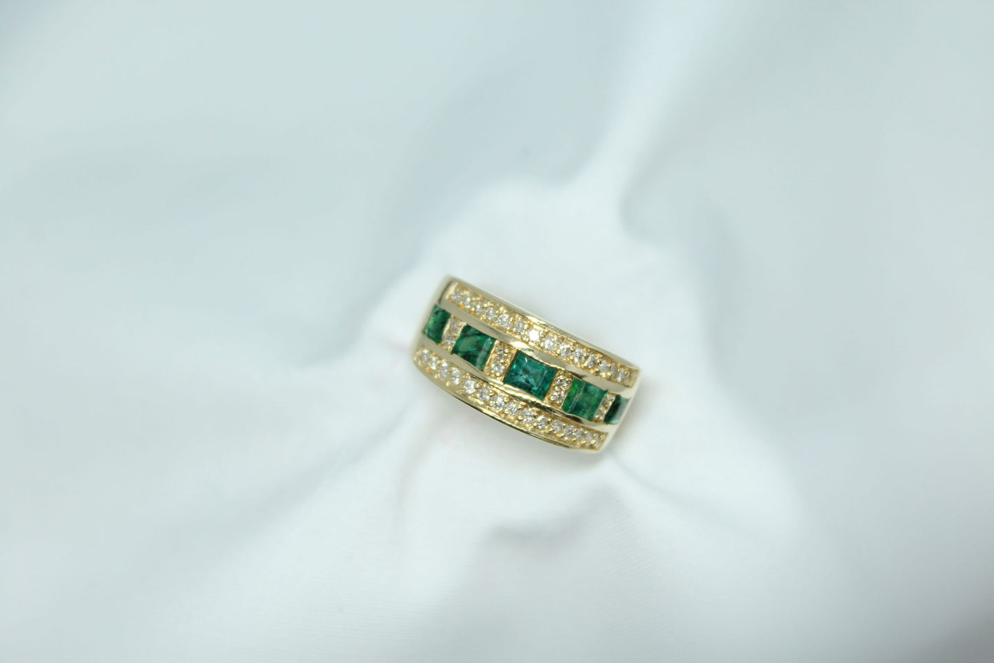 .40CT Diamond TW 1CT Emerald TW 14KT YG Ladies Ring