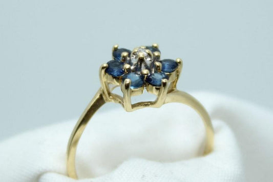 Sapphire Flower ring,  .01CT DIA 14K YG Ladies Flower Ring