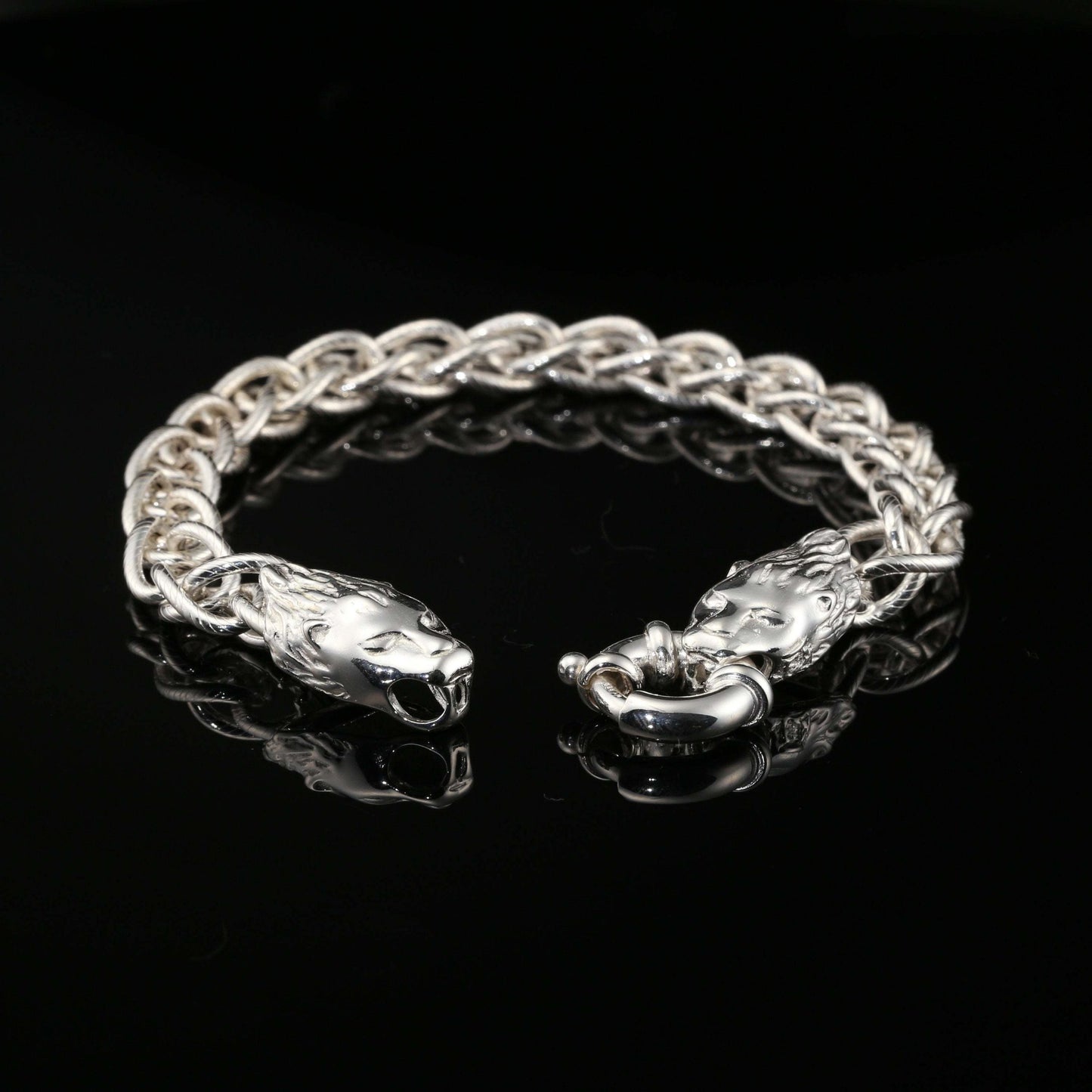 Sterling Silver Byzantine Chain Bracelet, Lion Heads Lock, 8.5&quot;, Unisex