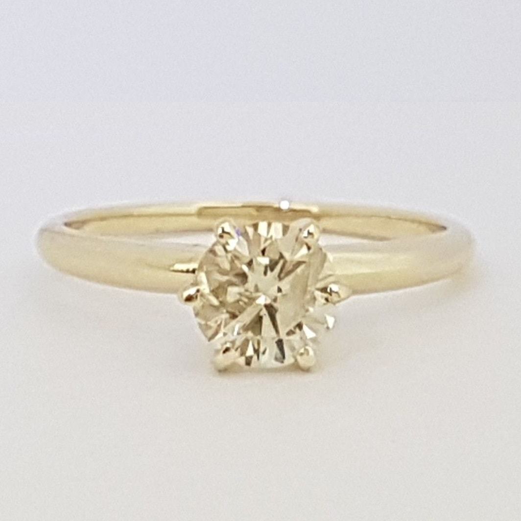 0.70ct Round Cut Solitaire Diamond Engagement Ring 14K Yellow Gold J SI2 Natural